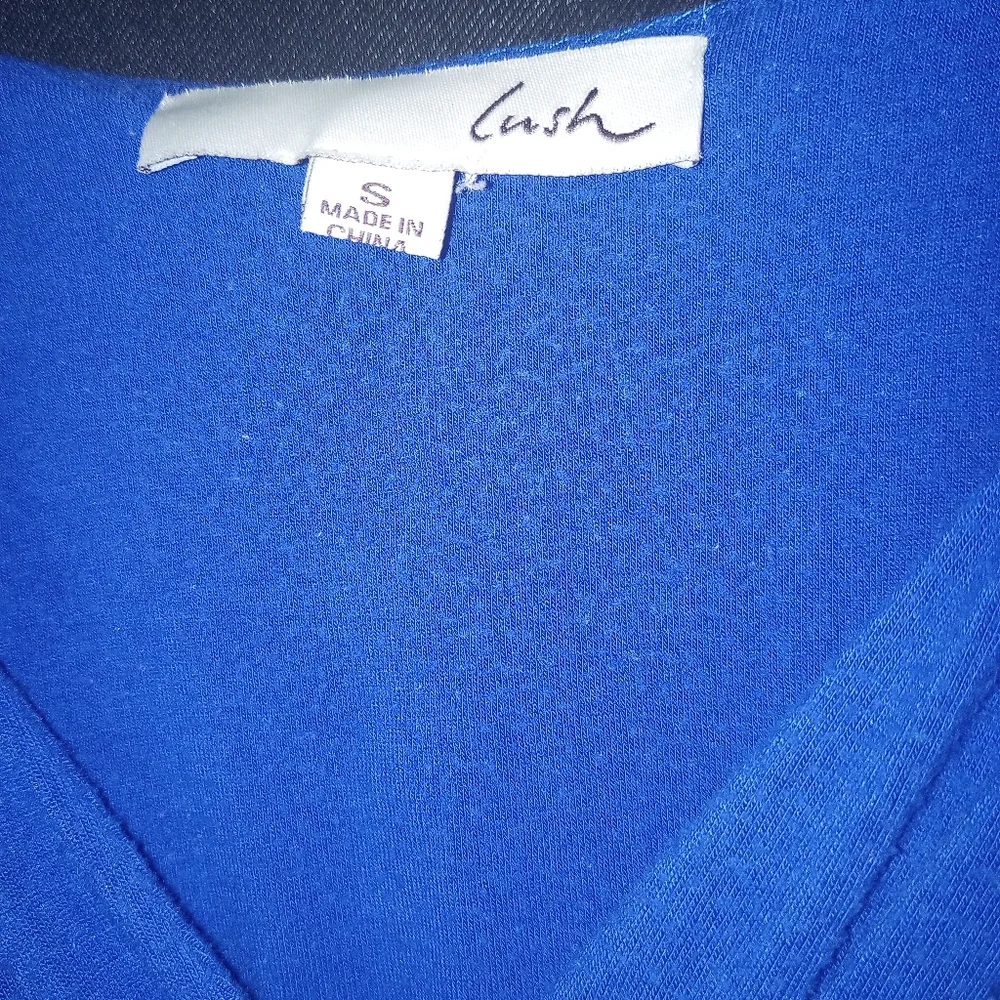 Woman's tank top shirt - Picture 2 of 3